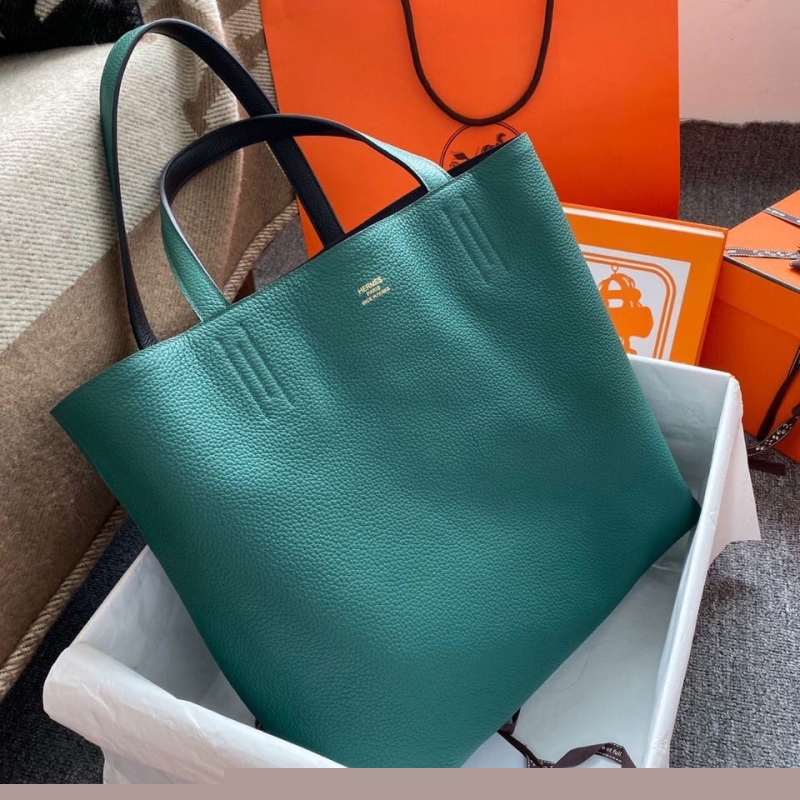 H**mes shopping bags